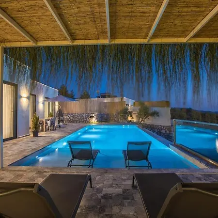 Villa Doga Manzarali Havuzlu Nord 2 Kaş