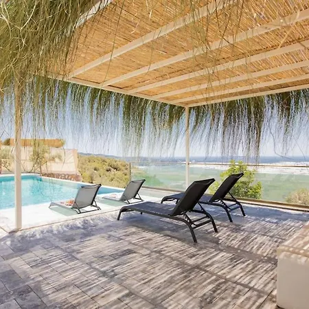 Doga Manzarali Havuzlu Nord 2 Villa